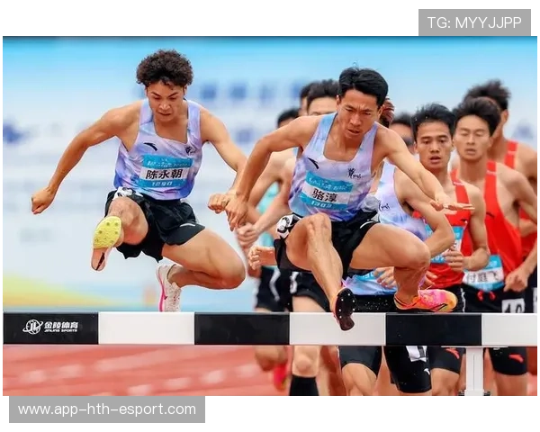 运动员巅峰时刻:冲刺“百分百”赢得冠军!