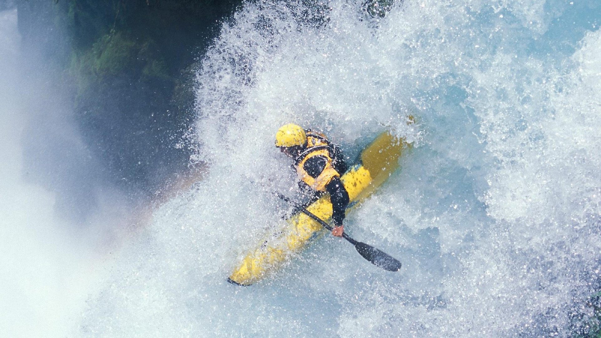 17分大胜!约基奇32+14+14,赛后约基奇快步退场,约翰逊一把抱住哈利伯顿